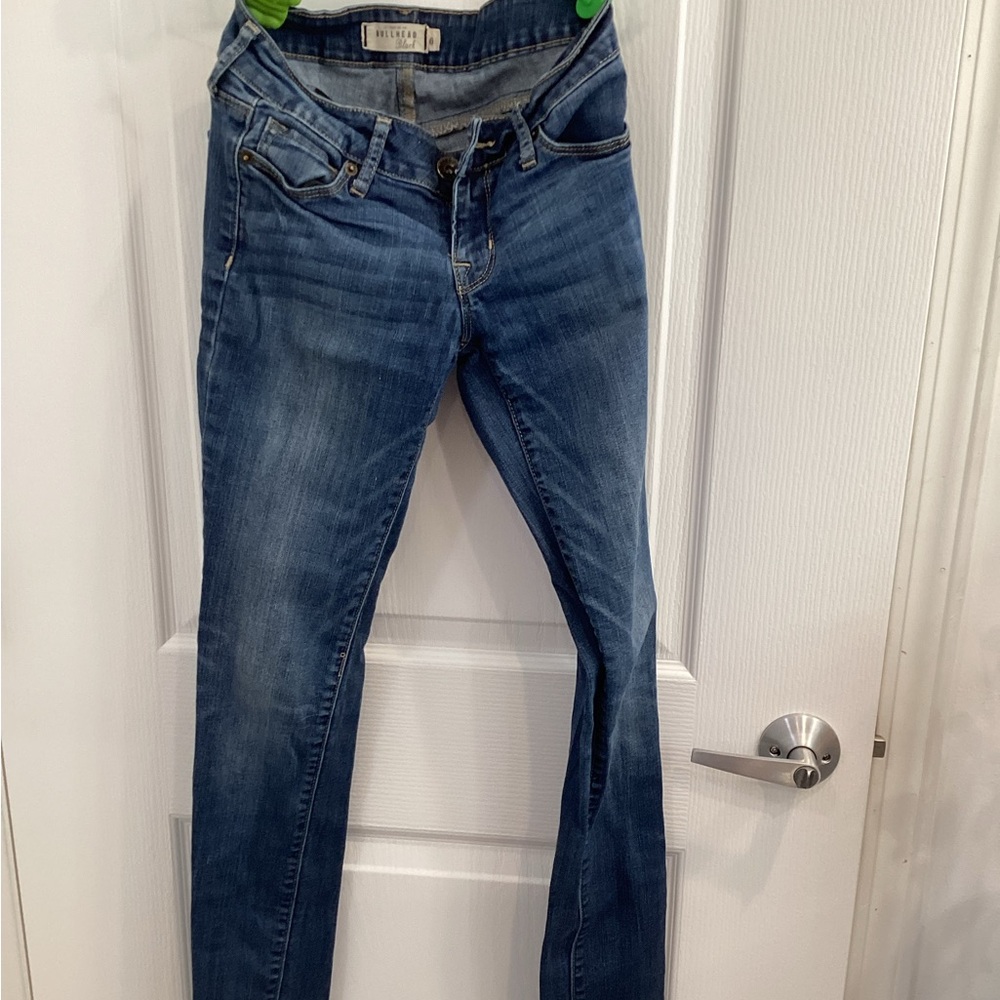 Bullhead Women's Classic Blue Skinny Jeans